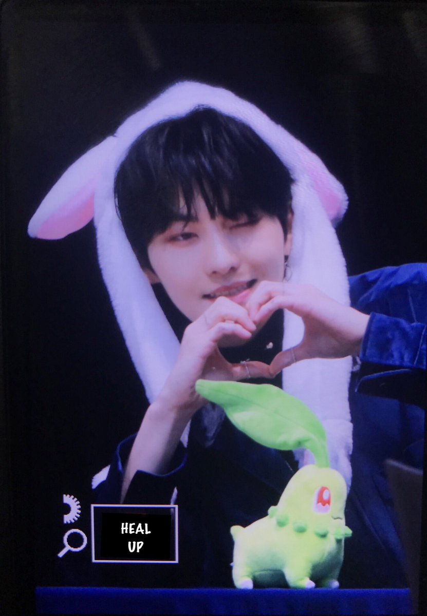 Healup_Hwall's tweet photo. 181214 미화당 팬싸 

#THEBOYZ #더보이즈 #HWALL #활 #허현준 #No_Air https://t.co/riw5rpEak7
