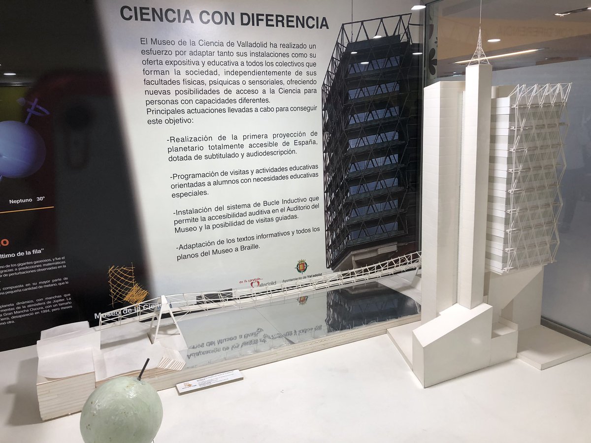 Con los estudiantes del master universitario de Profesor de educación secundaria, bachillerato... <a href="/usal/">Universidad de Salamanca</a> en el <a href="/MCienciaVLL/">Museo de la Ciencia</a> especialidades de #Física y #Biología y #Geología con <a href="/MJSantos5/">M. J. Santos</a> <a href="/jmfabalos/">JManuel FdezAbalos</a>
