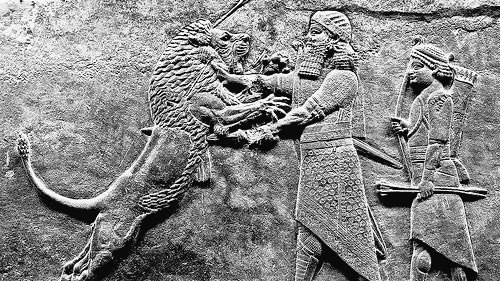 رامي الصاوي Twitter Da اول جبار على الارض اول من تحالف مع ابليس فكان اول من تعلم منه السحر ثم تحداه ثم تكبر عليه قال انه الله فتحدثت عنه التوراة و