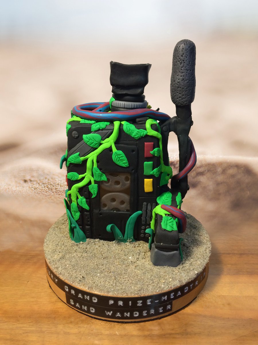 mergingarts's tweet image. Our commissioned awards from last year's participants are shipping out for the 12th #ShortShortStoryFilmFest winners made by Szabolcs Nagy in @HelloHungaryHU &amp;amp; Aggie Pak Yee Lee in @visitestonia.  @ericgiessmann @supinfocom @RubikaEducation @BezalelAcademy mergingartsproductions.com/Film/SSS/2018/…