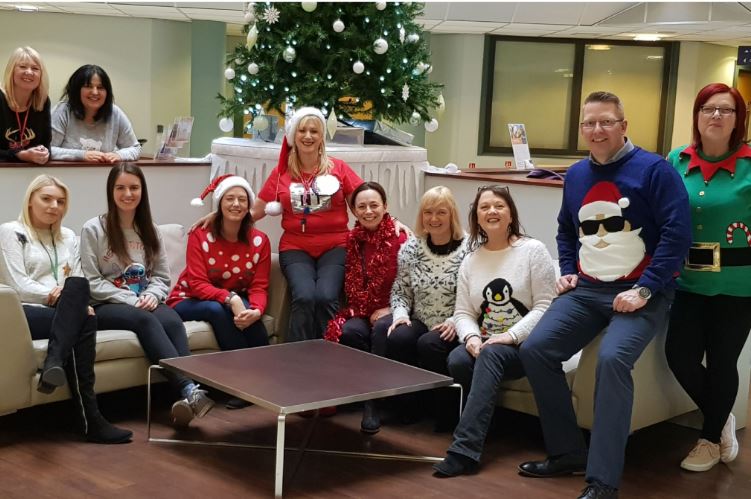 Enjoying Christmas jumper day today 😀