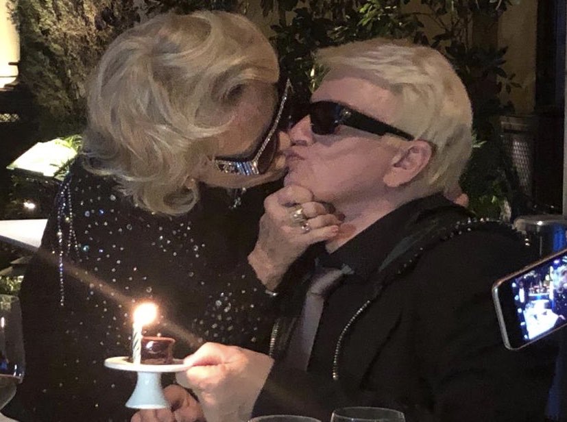 Heino im Geburtstagsglück! Happy 80 mit seiner Hannelore in Las Vegas. @BILD_Promis