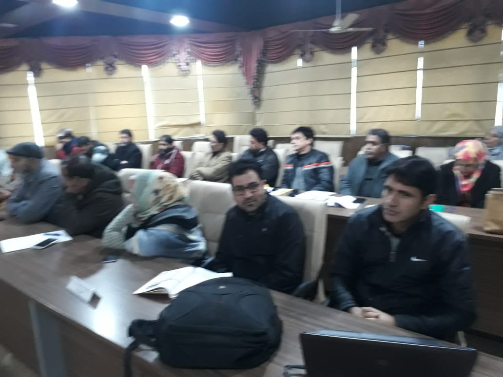 NHM  J & K tweet media