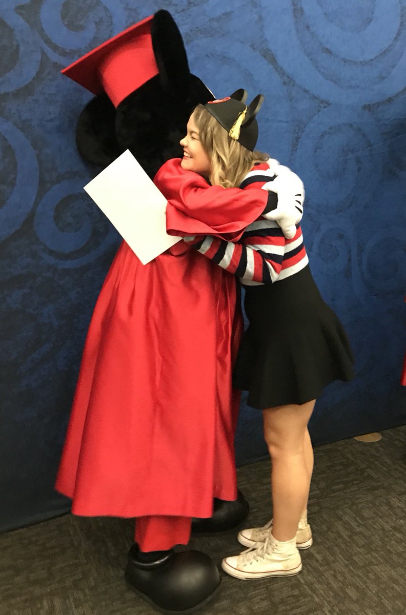 Our #InternoftheWeek Jordan Markham ‘22 is spending the year on the prestigious Disney College Program, living and working at Walt Disney World in Orlando, Florida.