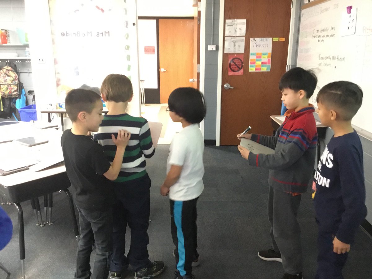 rhmcbride2's tweet photo. Practicing our spelling words with back spelling. #rockets512 https://t.co/G08uRLmElo