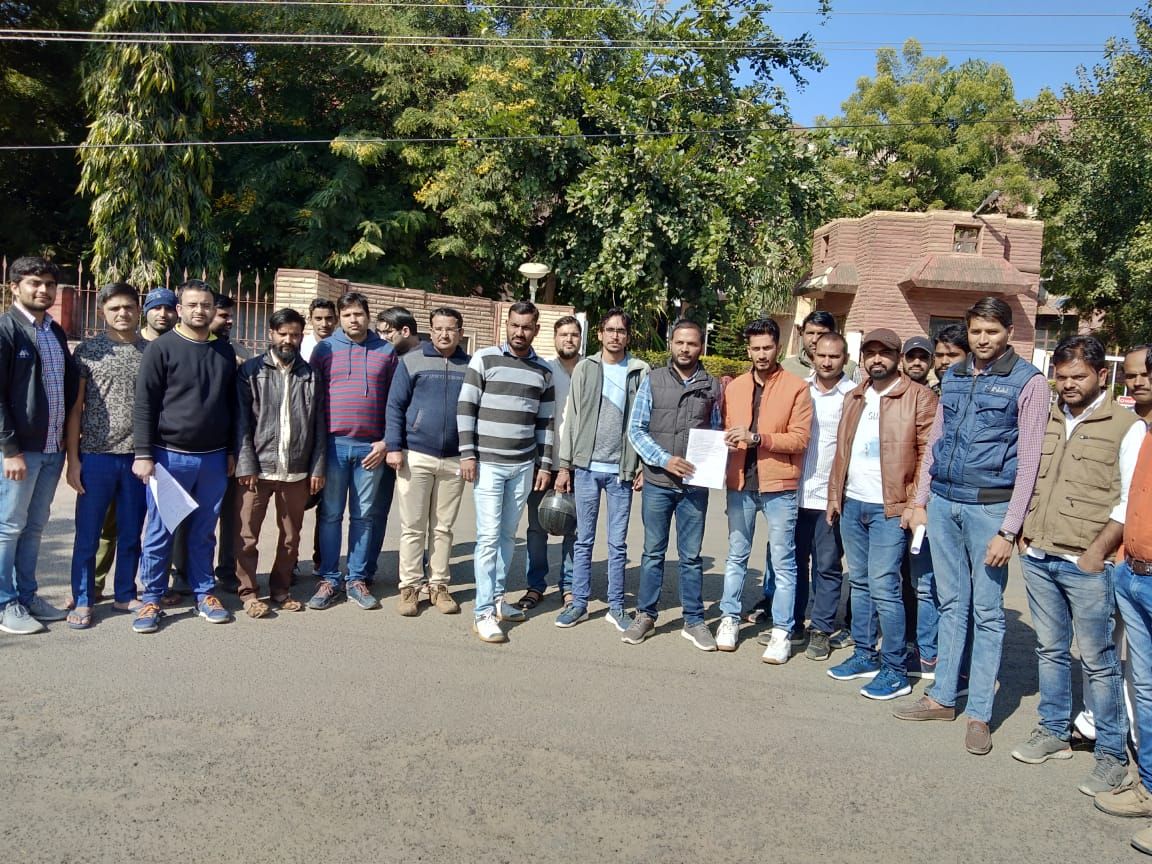 patelgaurav50's tweet image. #justicewithOBC @DainikBhaskar @News18Rajasthan @SachinPilot @ashokgehlot51 @INCRajasthan @PMOIndia @SushmaSwaraj @News18Rajasthan @zeerajasthan_ urgently do something, injustice with us, noone can prepare mains exam in short duration of 9 days,plz look into dis matter, EMERGENCY