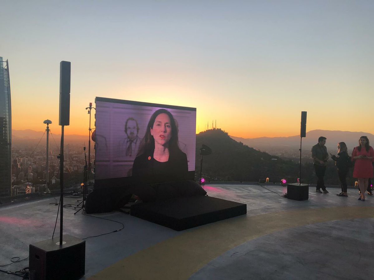 SwedeninChile's tweet image. ¡Por primera vez en América Latina, lanzamos el Nobel Prize Dialogue 2019 &quot;Dialogo del Premio Nobel&quot; en Santiago de Chile&quot;!🇨🇱🇸🇪  @congresofuturo @NobelPrize #thefutureoflearning #theSwedishway