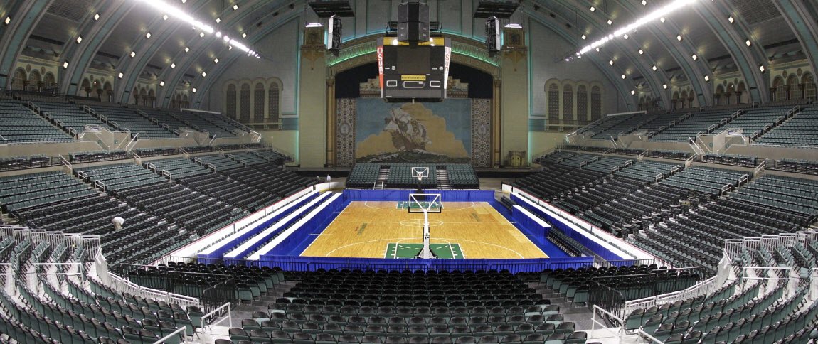 KeanMBB's tweet photo. Not your typical Division III game tonight, as Kean travels to play Stockton under the bright lights of storied @BoardwalkHall in Atlantic City. Game tips-off at 7:30 p.m. 

Start your weekend early and help fill some of the 10,500 seats in the arena! #KeanMBB https://t.co/m0wrjqxdKR