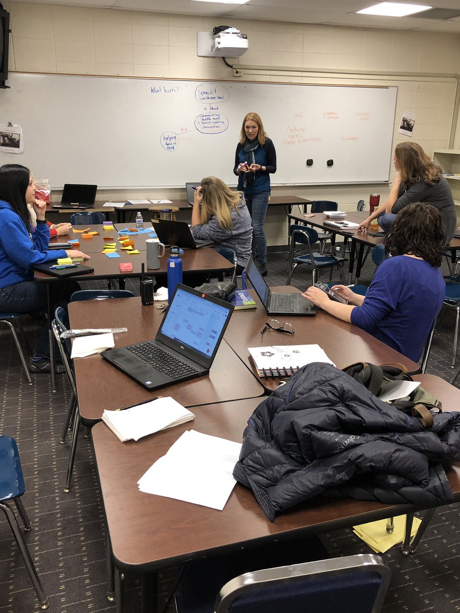 LZ95curriculum's tweet image. World Language level 4 working through the #learningmap process to develop the next unit #d95values collaboration and high expectations @LZHS_WL_Dept @TechCoachNinja @ccollinsd95 @ElaineEastD95 @BcrowleyD95 @teachtech95 @KaineOsburnD95