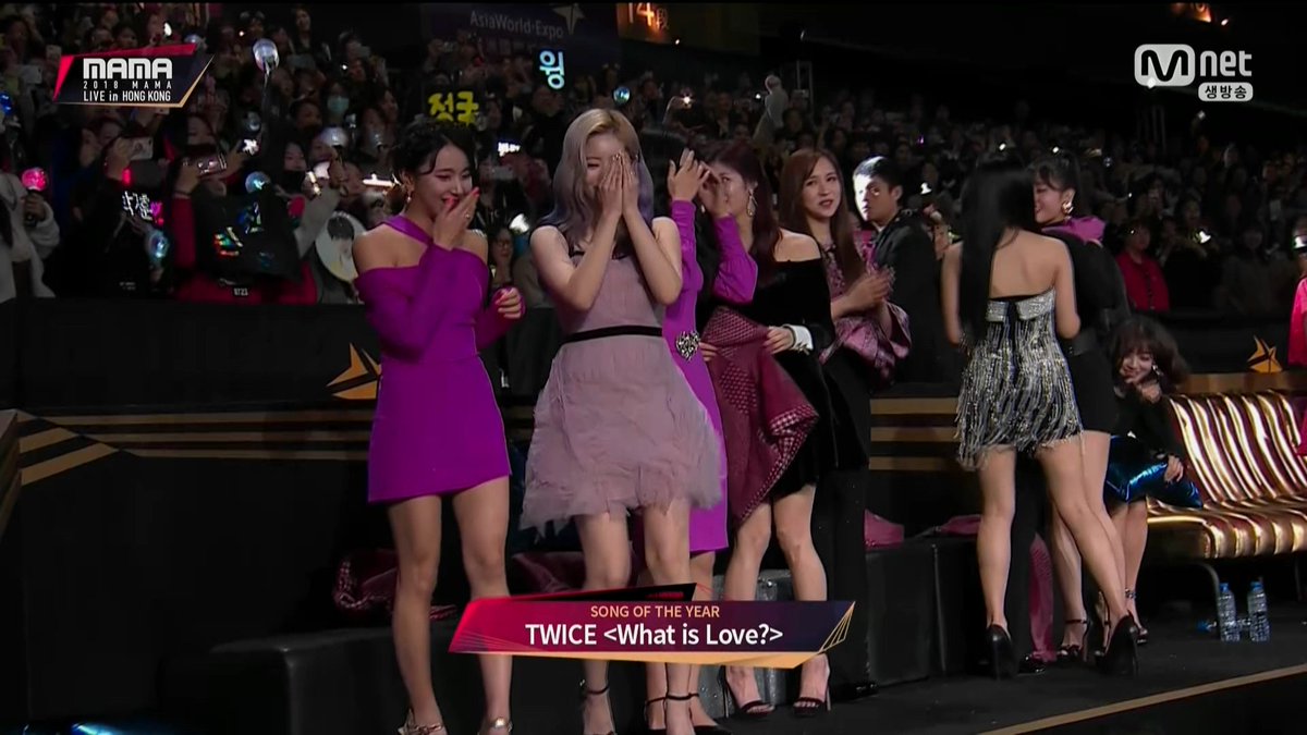 TWICE_Charts's tweet photo. TWICE has become the first artist in MAMA's history to win the category of "Song of the Year" for 3 years in a row:

🏆 2016 — CHEER UP
🏆 2017 — SIGNAL
🏆 2018 — What is Love? https://t.co/7MF6bURWJ7