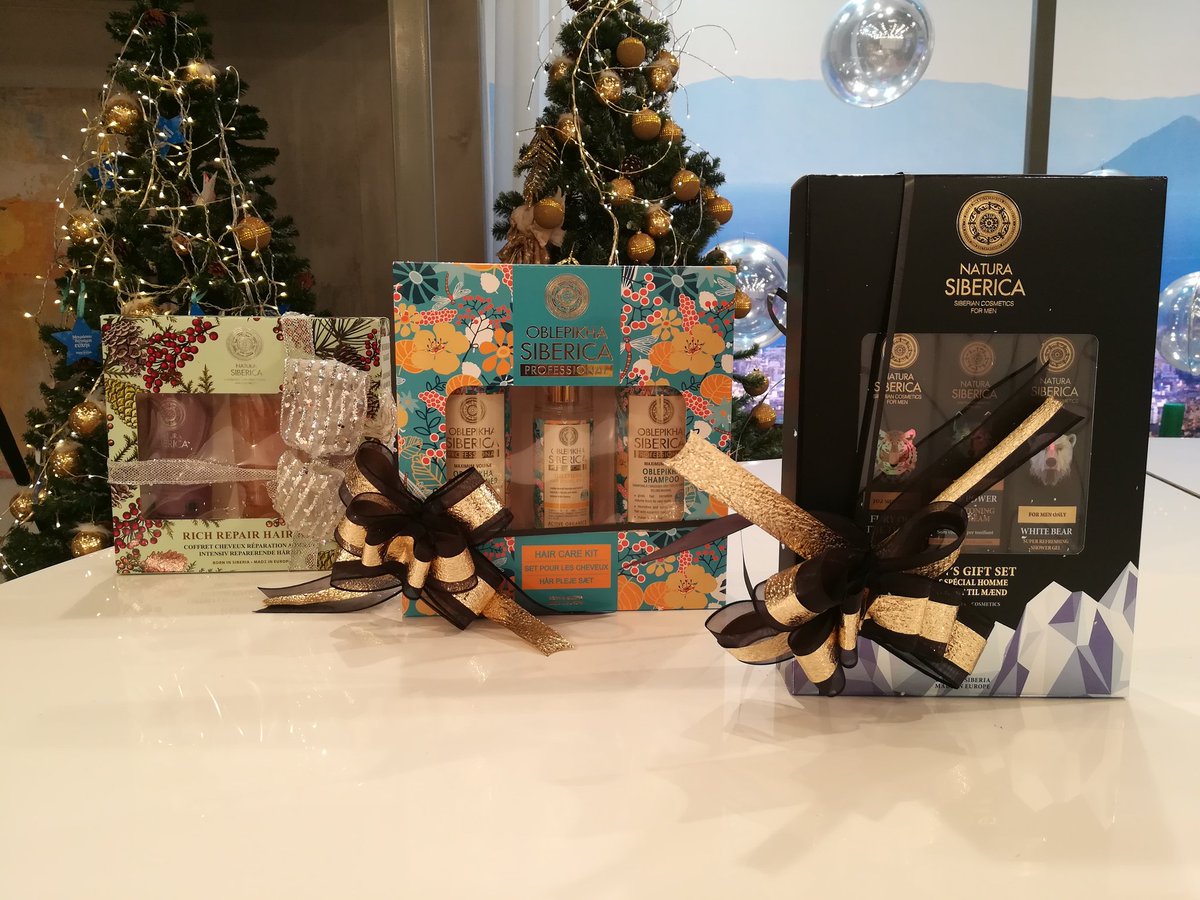 fayskorda's tweet image. Δωράκια κορίτσια μου 💜💜💜Κάντε retweet την φωτογραφία και 5 τυχερές κερδίζουν το ανδρικό gift set αλλά κ ένα γυναικείο της αρεσκείας σας με προϊόντα περιποίησης μαλλιών, σώματος ή προσώπου 💜