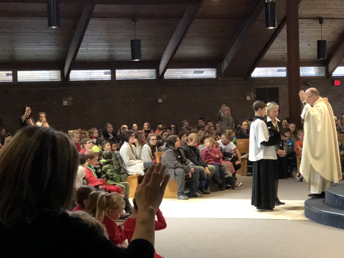 A special retirement blessing for Mrs. Gelinas!  S.V.D.P. Will miss you! May God bless you as you begin the next chapter of your life! #retirementjoy #kickback @SVDPStrathroy @LDCSBSchools @Staudt1