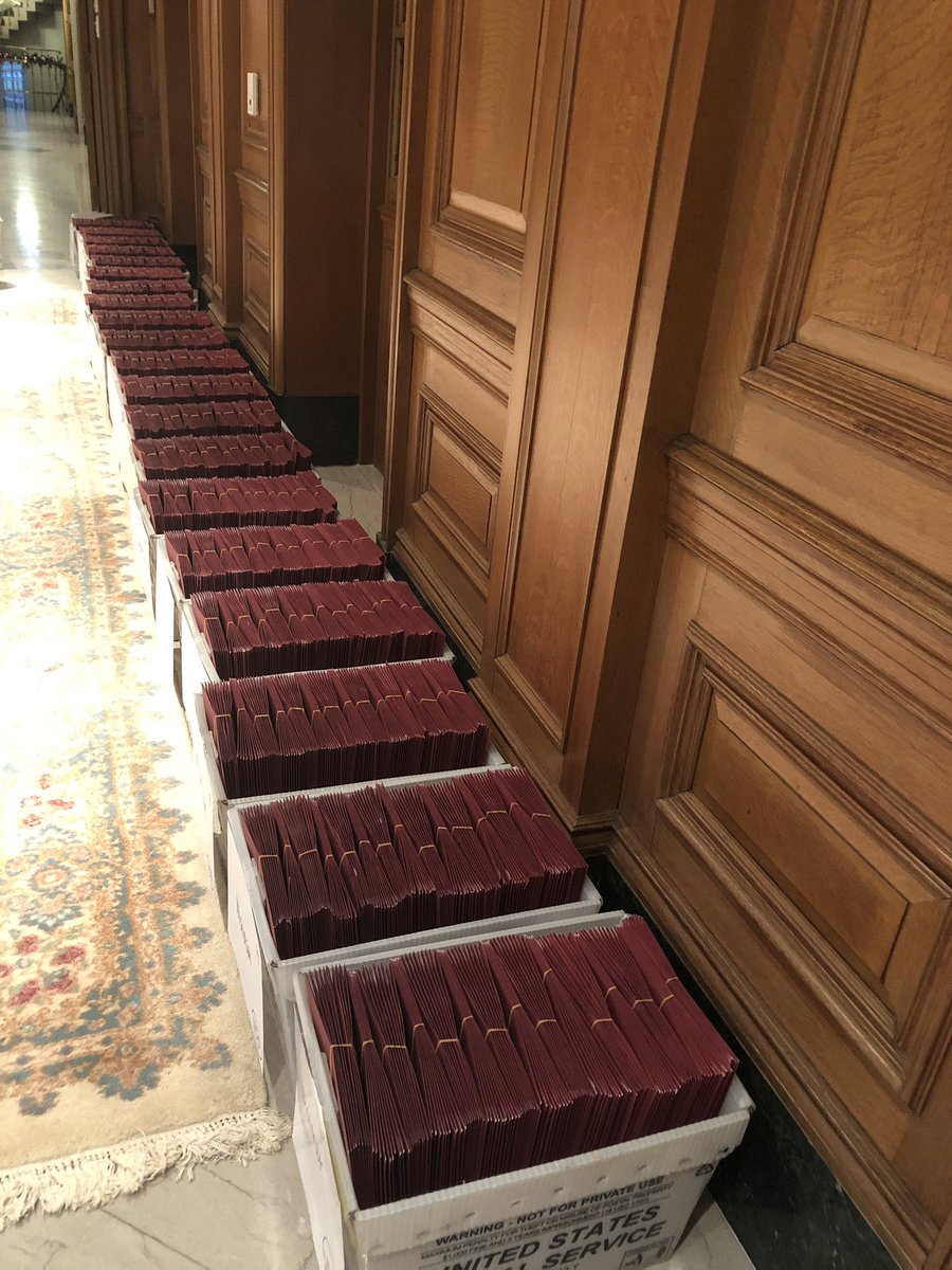 SjuJordan's tweet photo. The crimson envelopes were stuffed in the chapel with care in hopes that decisions soon would be there... ❤️ #BeAHawk #hawk23 #collegedecision #jesuiteducated https://t.co/zGxxSyxMnk