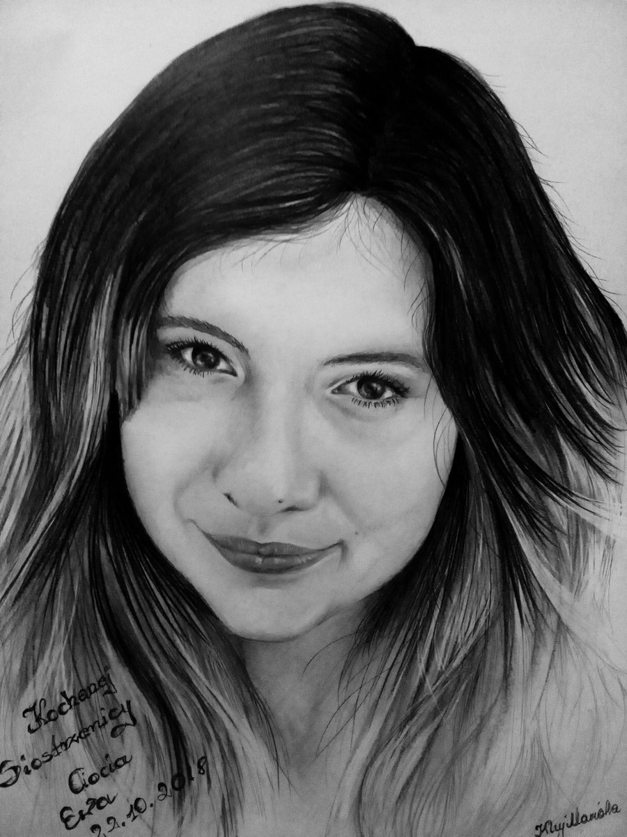 Portrait - Girl  🥰🌞😀
  #art #ArtistOnTwitter #arte #portrait #portraiture #drawing #sketch #artgallery #artoftheday  #ArtistoftheDay #sketch #portret #rysunek #portret