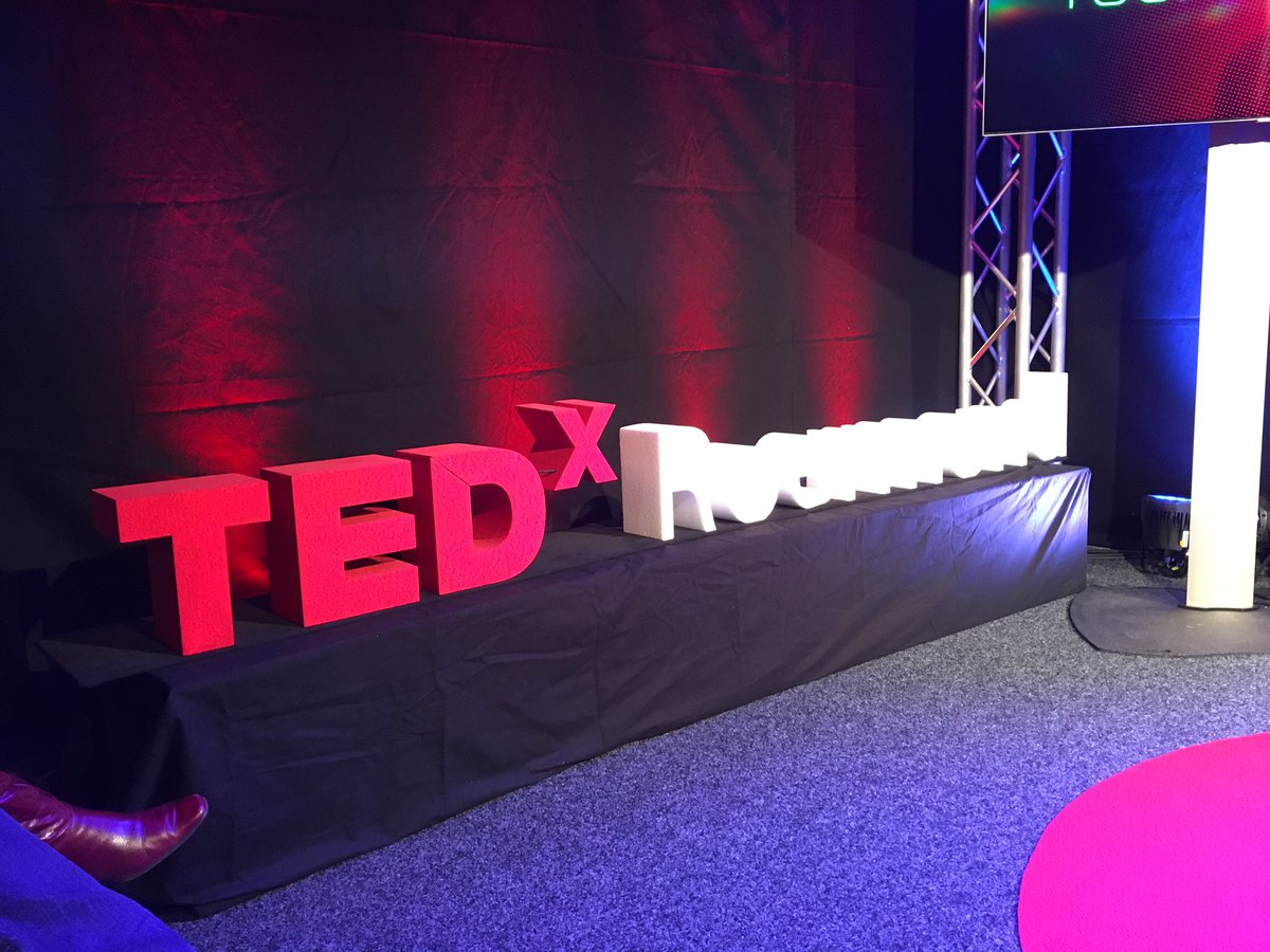 Zooooooo... was dat even inspirerend! <a href="/TEDxRoermond/">TEDxRoermond</a> Food for thought.