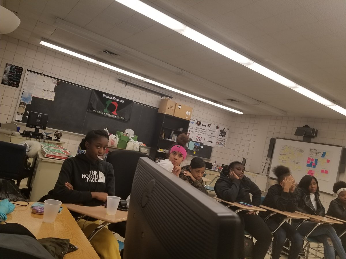 CultivateRYouth's tweet photo. Yesterday we had the pleasure of Odessey coming in to speak to F.I.Y.A. about Domestic violence. We had great discussion and dialogue.
#FIYAPride #FIYASisters #FIYAAdventures #FIYAMovement #FIYAExperience #CultivatingResilientYouth #FIYA #CultivatingRYouth #CultivatingU https://t.co/1cPF3Fxpk3