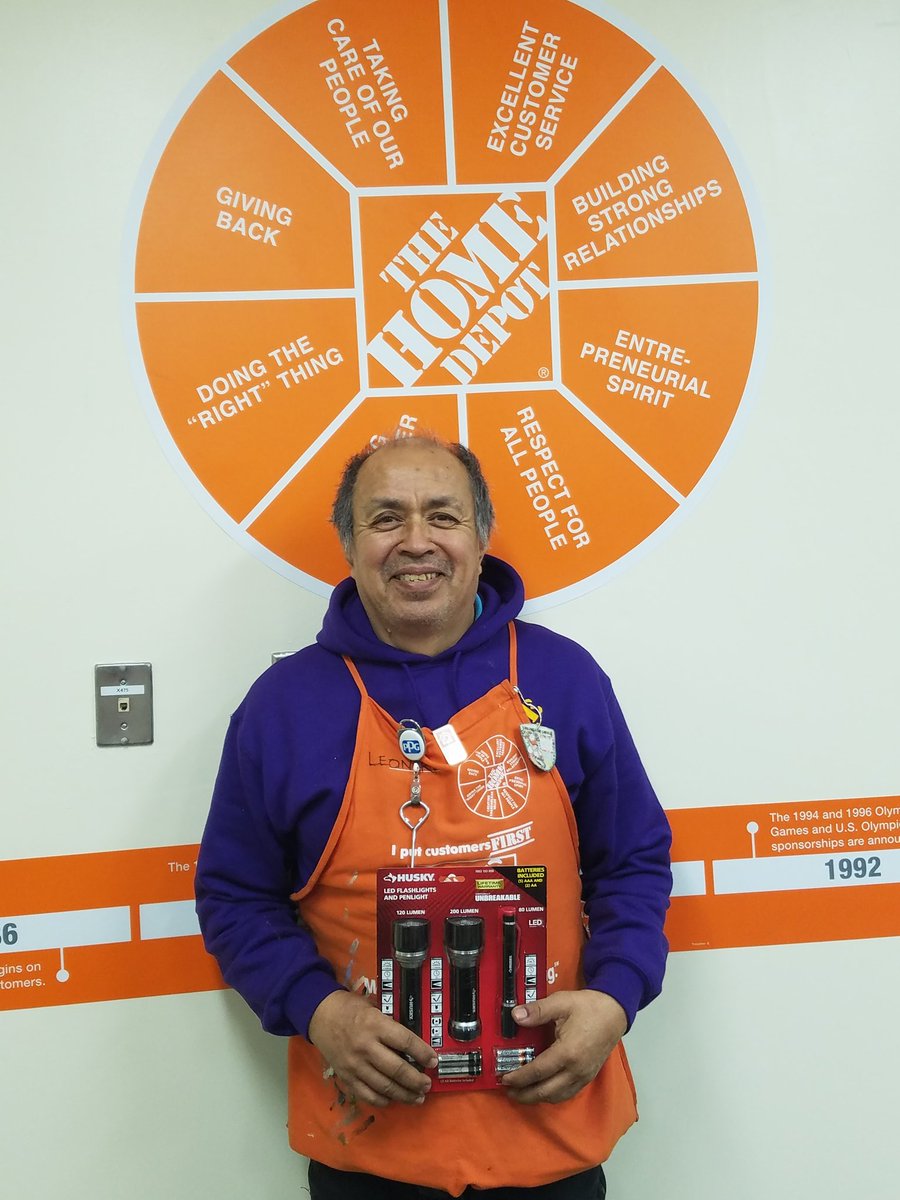 Another happy associate. Congrats Leonard on being today's winner! <a href="/NalleyChris/">nalley's</a> @thd_young <a href="/z/">Zach Brock</a> <a href="/RayBShain/">Ray Shain</a> #thenewdixie #12daysofgiveaways #itsadixiething