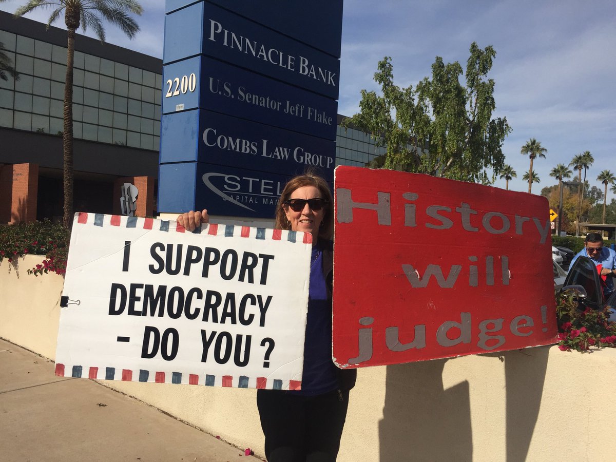 jhmcnamara's tweet photo. Hey, it’s Week #98 for #FlakeFriday and Standing for Sane Government. Lots of thumbs-up, but honestly, do I look like an “idiot” & do you think I need to “get some common sense”? And #resistance IS my job! https://t.co/lWT1jcoIRX