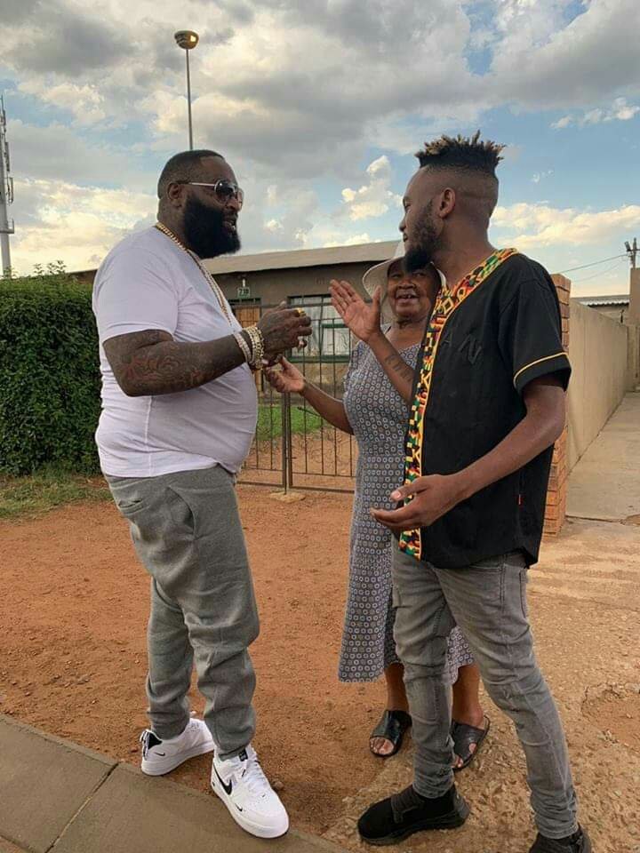 prof_rsa's tweet photo. So really @KwestaDaKAR pulled up with @RickRoss in the hood Dam!!!! ๐ ๐ ๐
#RickRossInSA ๐ฅ๐ฅ๐ฅ https://t.co/fusuQrofsX