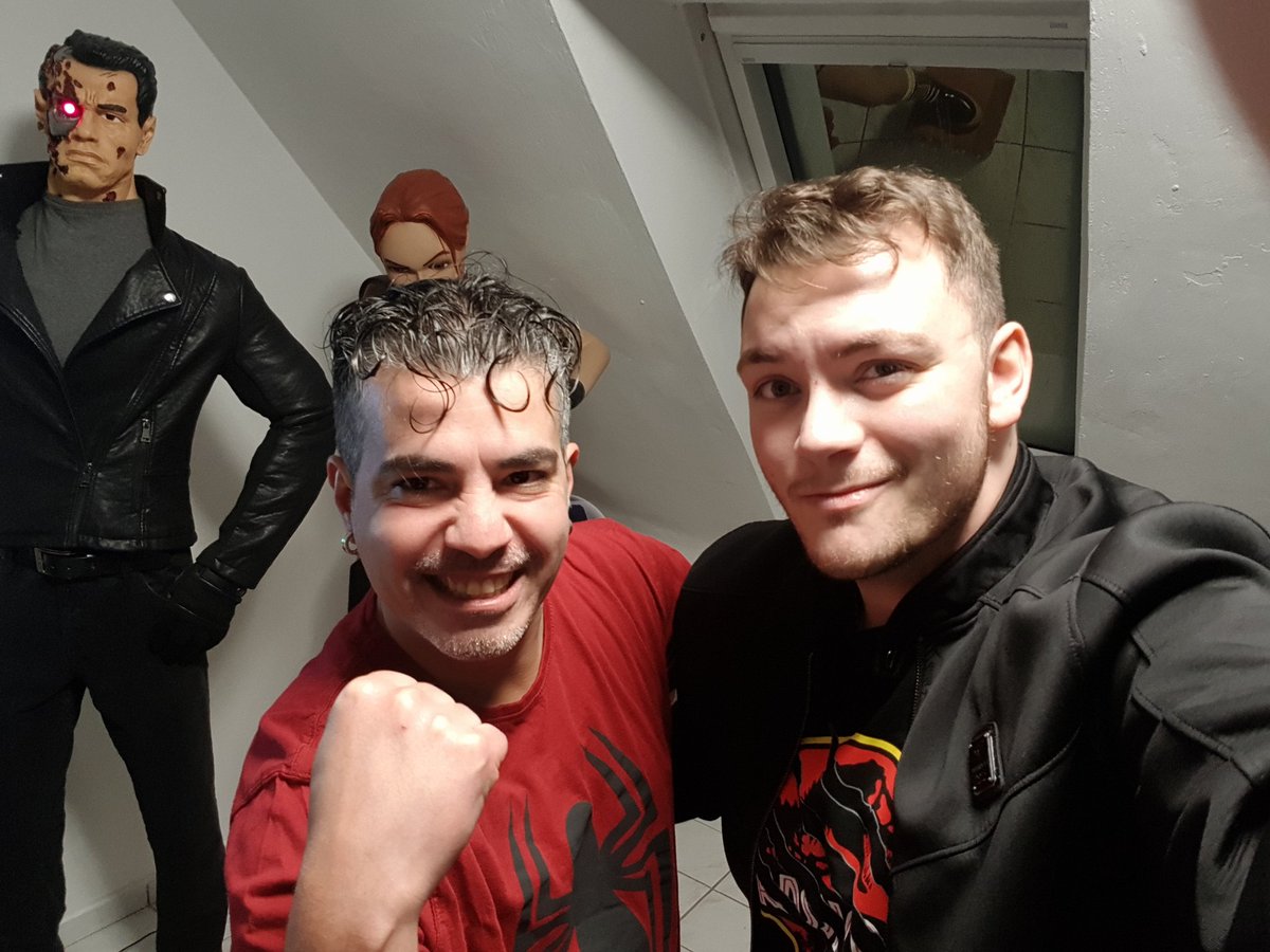 19Langiu's tweet image. Erfolgreiche Besprechung für das Jahr 2019 !!! 😎💪 Das Jahr 2019 wird BOMBASTISCH !!! 😊

Wir feiern das, im CINECITTA' Multiplexkino - Nürnberg zu einen Double Feature von Spider-Man: A New Universe und Mortal Engines 😎😎😎 BAM BAM BAM !!! 😁 📽🎬 @CINECITTA_news #jeah #genial