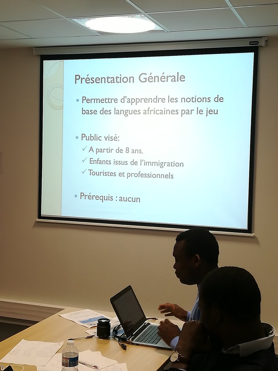 Présentation du second groupe de #AfricaVoc, un jeu pour enfants, la cible étant africaine. #HackathonIdemi #IdemiAfrica #MaLangueCompte