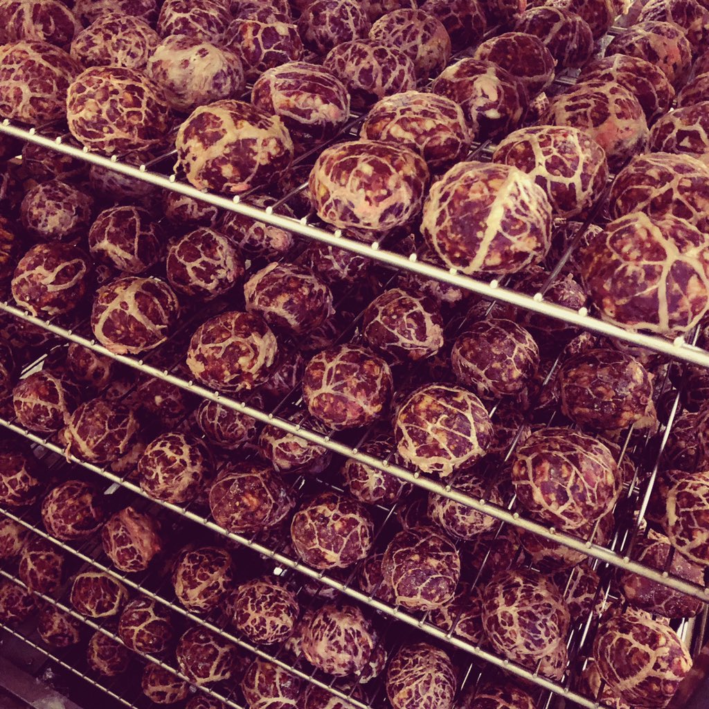 OcaSKB's tweet photo. all @SmokingGoose meat treats 20% off today + $6 growler fills on @SunKingBrewing core beers #EachFriday https://t.co/y8ZHCfz63b