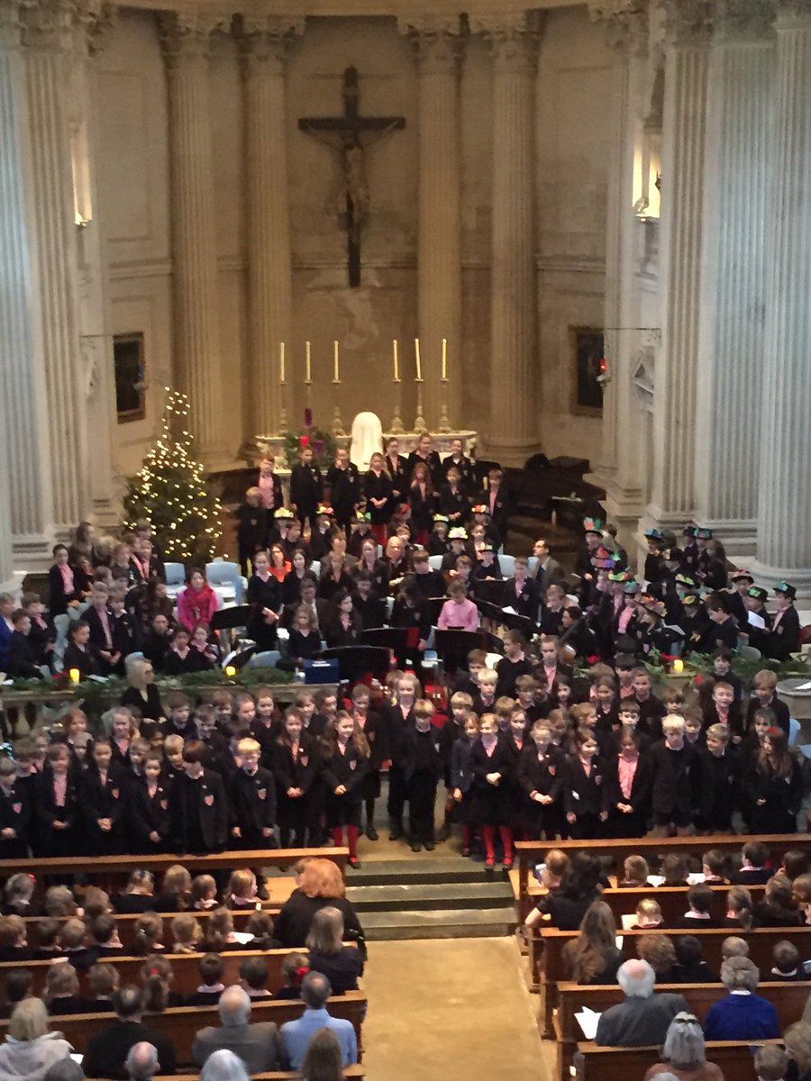ParagonBath's tweet photo. A beautiful Paragon carol service @PriorPark this afternoon brought a very busy term to a close. Wishing you all a very Merry Christmas! https://t.co/TJ54K1gfnC