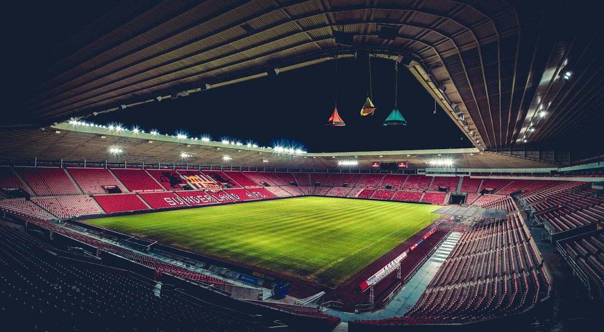 Pikejwt's tweet photo. One of the most extraordinary nights of the extreme sleepout. A night spend slowly rotating whilst dangling from Sunderland’s stadium of light. @centrepointuk @PhoebeRSmith @figure_nine #extremesleepout https://t.co/g0ONBWJGIb