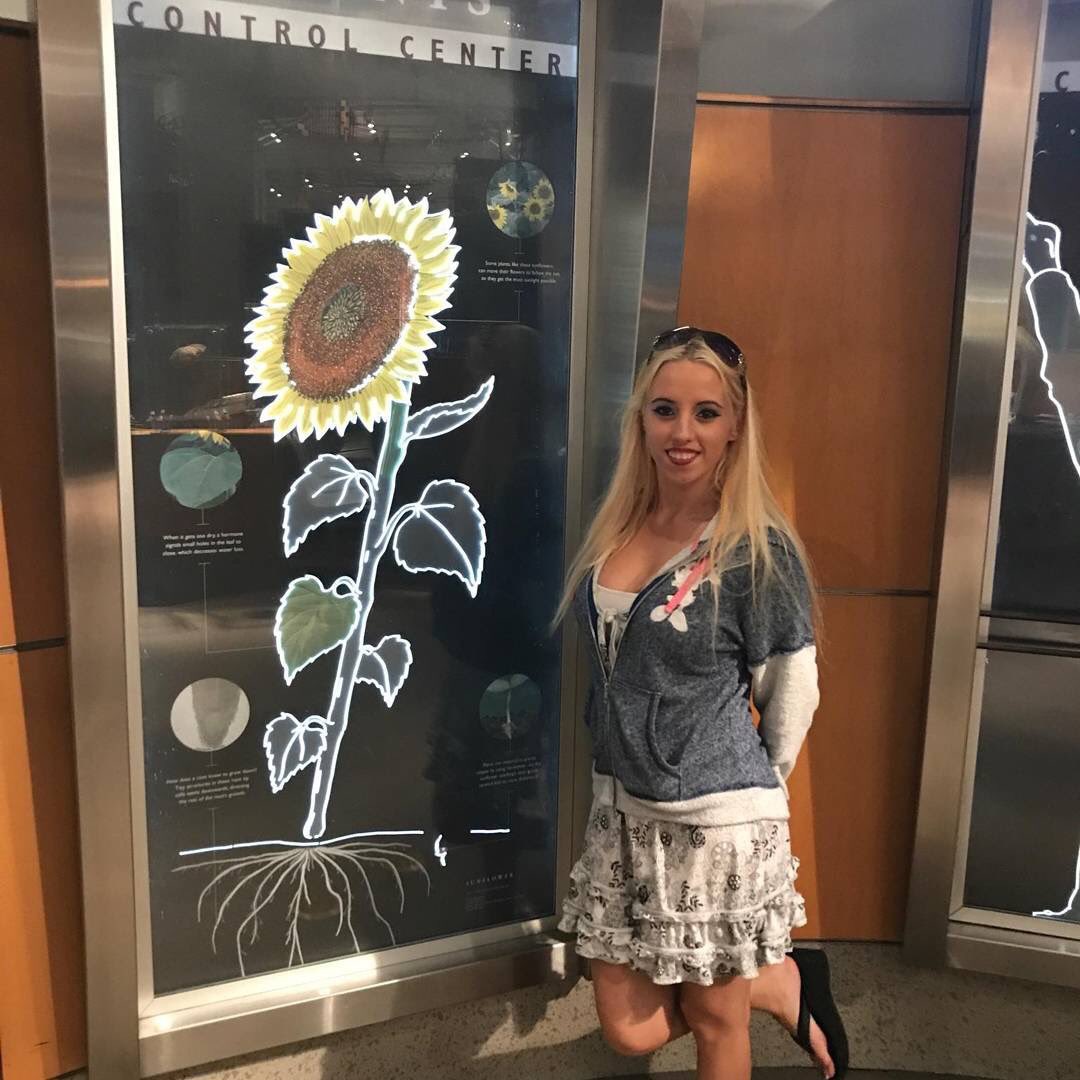 crystalmariear2's tweet photo. If life gives you lemon try to make lemonade out ..happiness the best feeling ❤️ https://t.co/mW8Hoirsz2