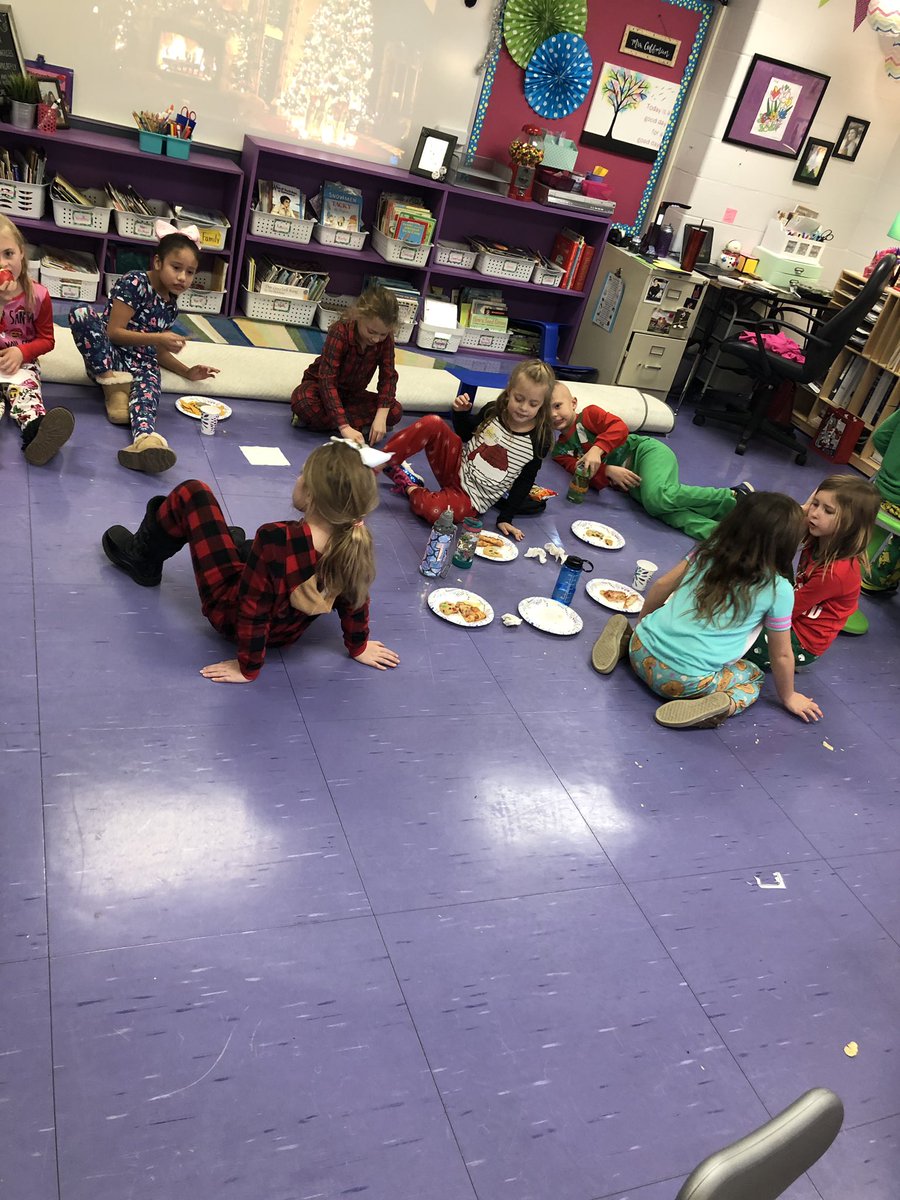 Thank you to our PTO for a awesome pizza party!!!!! <a href="/HeritageECS/">Heritage Early Childhood School</a> #pizzafun