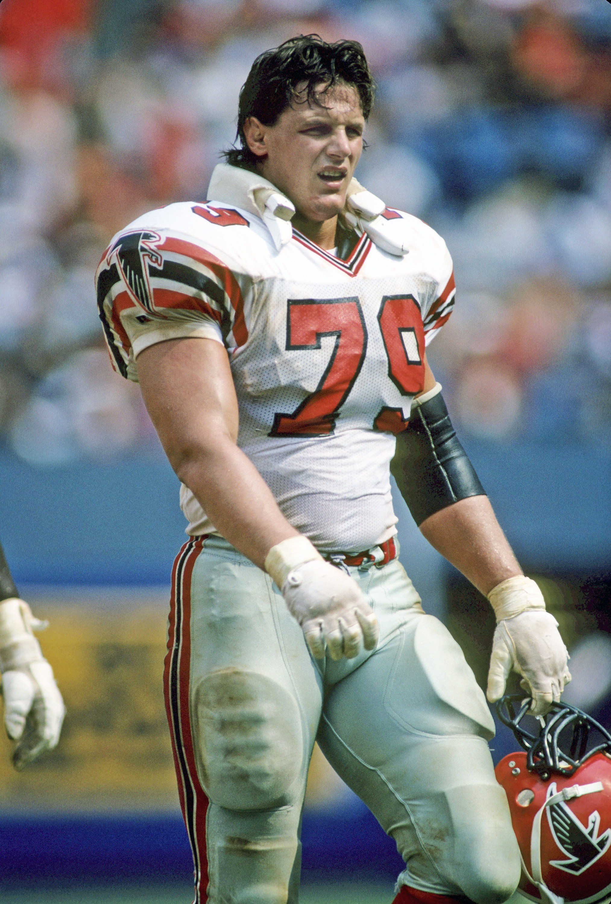 Former Atlanta Falcons All-Pro Bill Fralic dead at 56