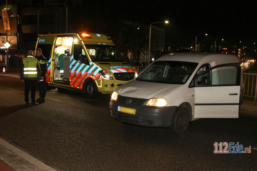 🚨 Voetganger geschept door auto de Frankeneng in #Ede 112.press/QtcYGw 112Ede https://t.co/Zxvw77lTuB
