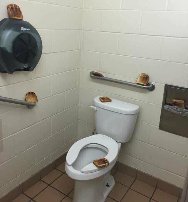 Richmond Fed restroom.