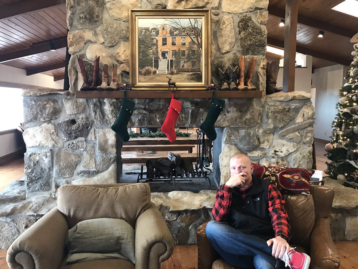 CoachNickelson's tweet photo. Brittany's Birthday Weekend OKC Trip Update: we ate breakfast at the @thepioneerwoman restaurant and then visited the guest house / lodge where the show is filmed. https://t.co/7iM1E1dUUT