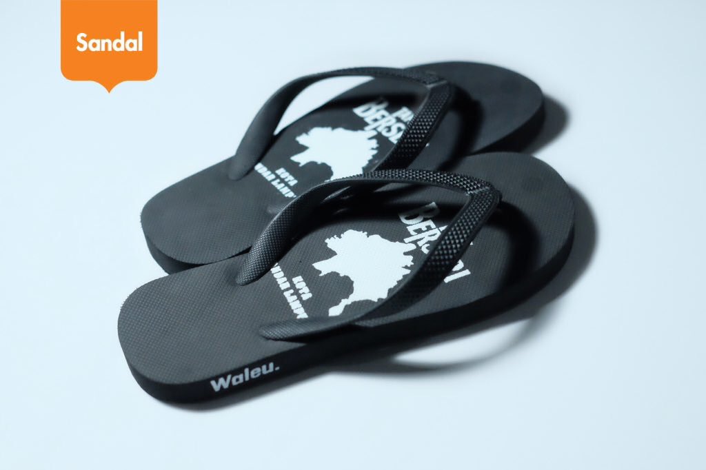 TERBARU PRODUK
—
Selengkapnya bisa kunjungi gerai Waleu® :
—
Jl. Wolter Monginsidi No. 89 ( Pengajaran ) Teluk Betung - Bandar Lampung
—
Invite <a href="/waleulampung/">Waleu Kaos Lampung</a> (pakai @) di Line Messenger untuk informasi dan layanan pemesanan online