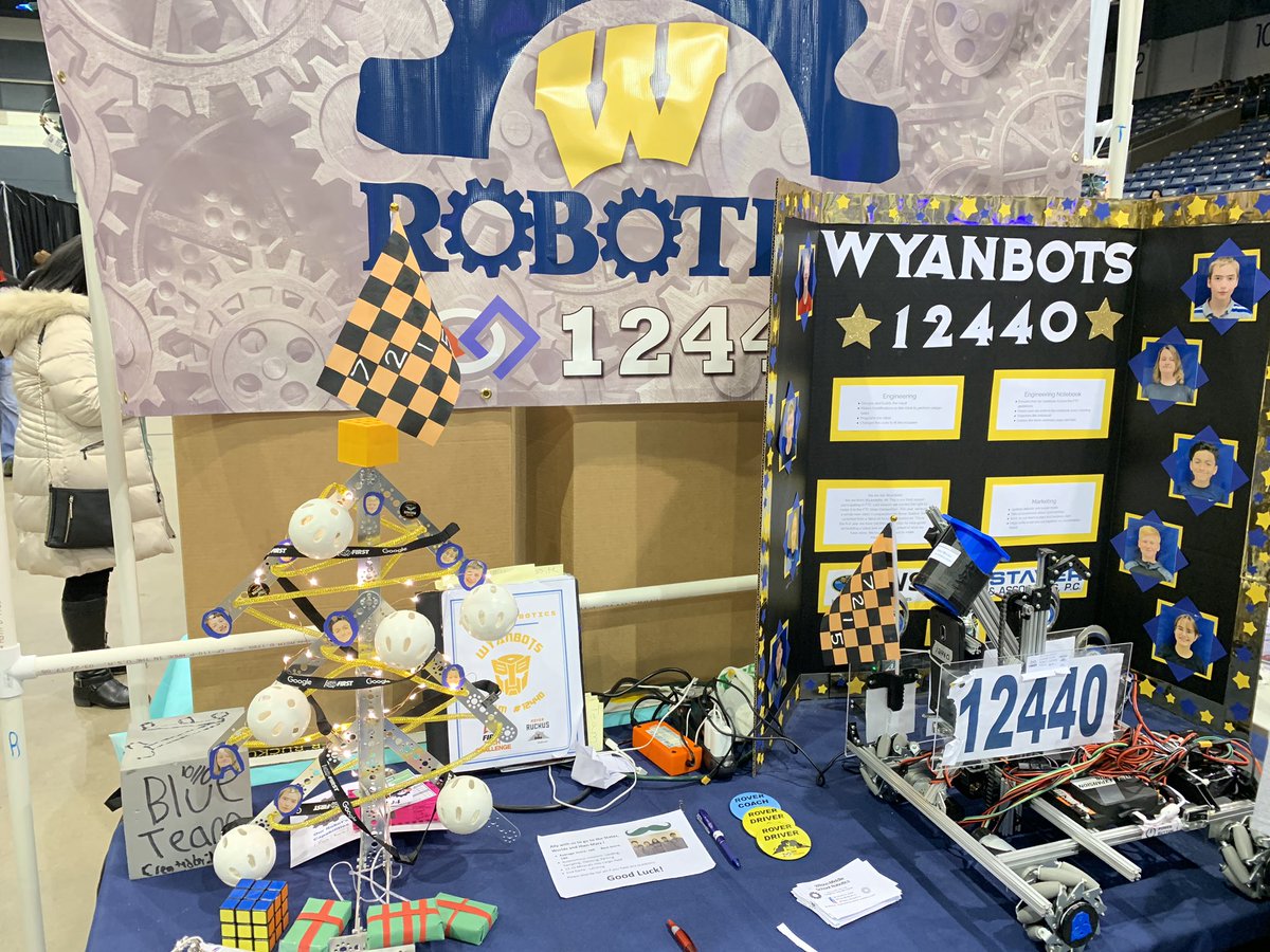 robotics_wms's tweet image. Robot and field inspections passed! Our team judging is at 2 and our first match should be just after 3.