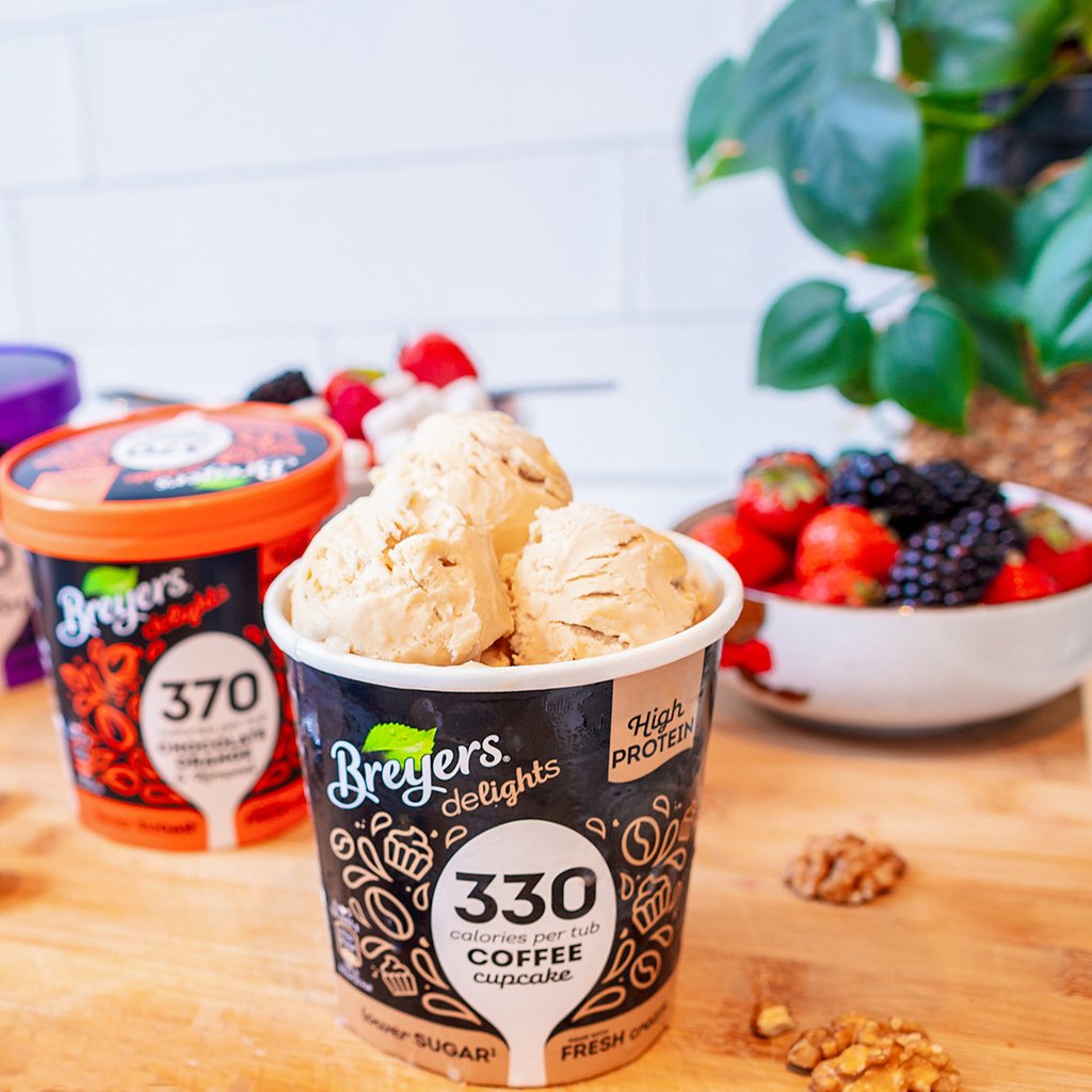 breyersdelights's tweet photo. Why not celebrate #NationalCupcakeday πβ¨ with a tub of deliciously creamy Coffee Cupcake βπ¦. Now available @Asda #BreyersDelights #Impossiblydelicious #ImpossiblePossible #FridayFeeling #Coffeeicecream #Cupcake https://t.co/Z6X6tQcVvm