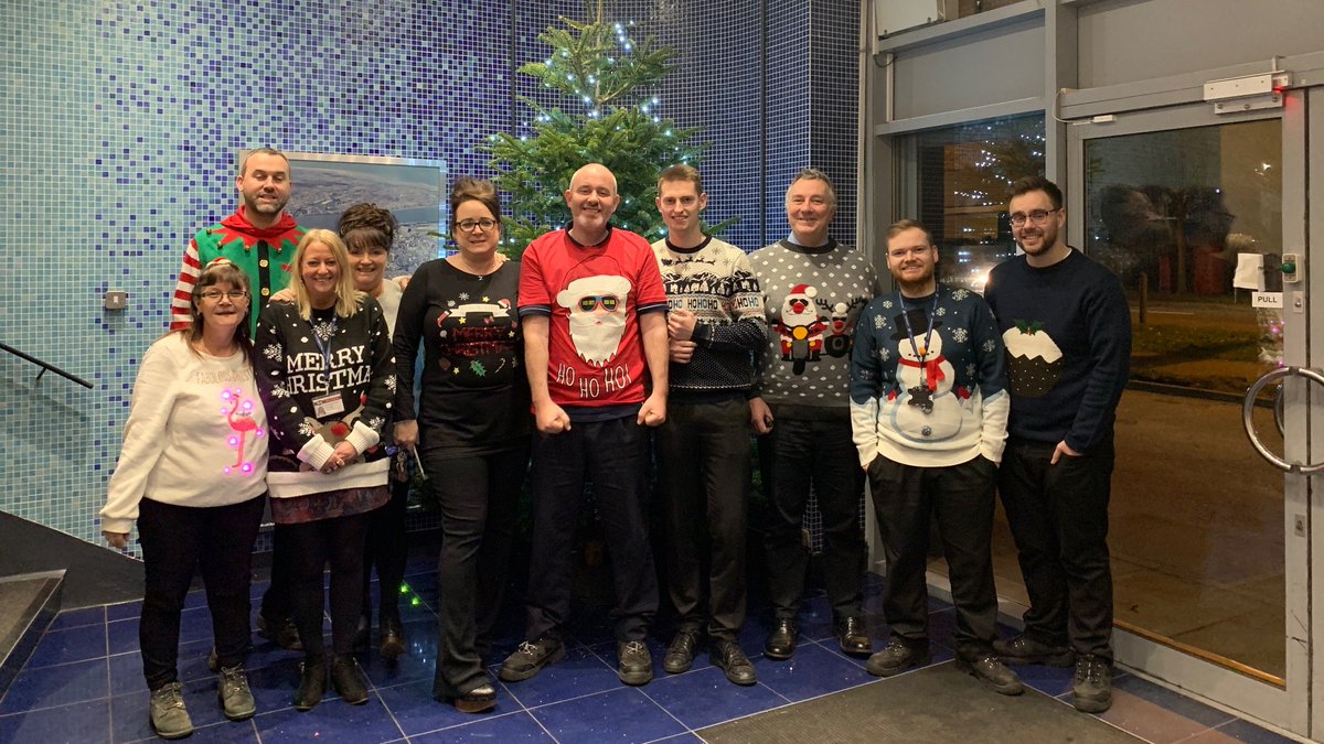 swiftdespatch's tweet image. Merry Christmas from everybody at Swift Despatch. Where did that last year go? 😀