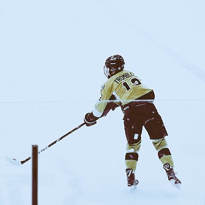 OJGu18AAA's tweet photo. Congratulations to Current Grizzly @ATrombley16 for getting the call up to the @ciflyingaces for the weekend in the @USHL - we are beyond thrilled for you, best of luck Trom! https://t.co/LsCOkPv5qG