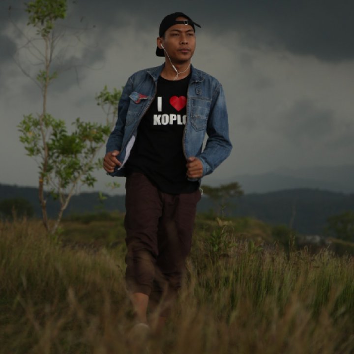 I am streaming on Cube TV，check it out #Cube TV# cube.tv/sid/311401533_…