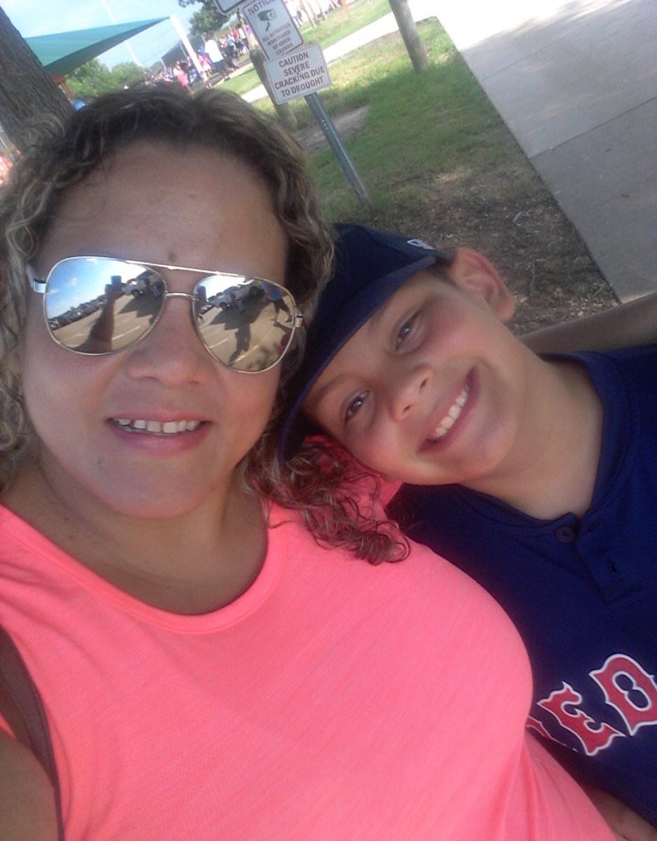 MariBotini's tweet photo. @vitaminwater I want to participate in #Contest #NoPhoneForAYear 
I'm ready.  I would have more time with my son and to exercise (getting hydrated with Vitamin Water of course), I need to lose weight. I could also spend more studying to get all the certifications I need. More sleep time... https://t.co/KFyI9LdYN7