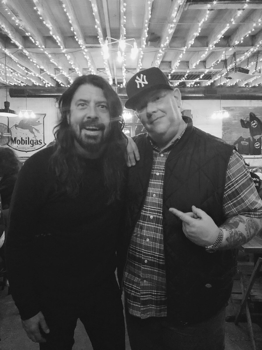 Hanging with my man @BillyDurney from @HometownBarBQue in Brooklyn. Not only is he the master of smoke, he’s also the nicest man on the planet!!