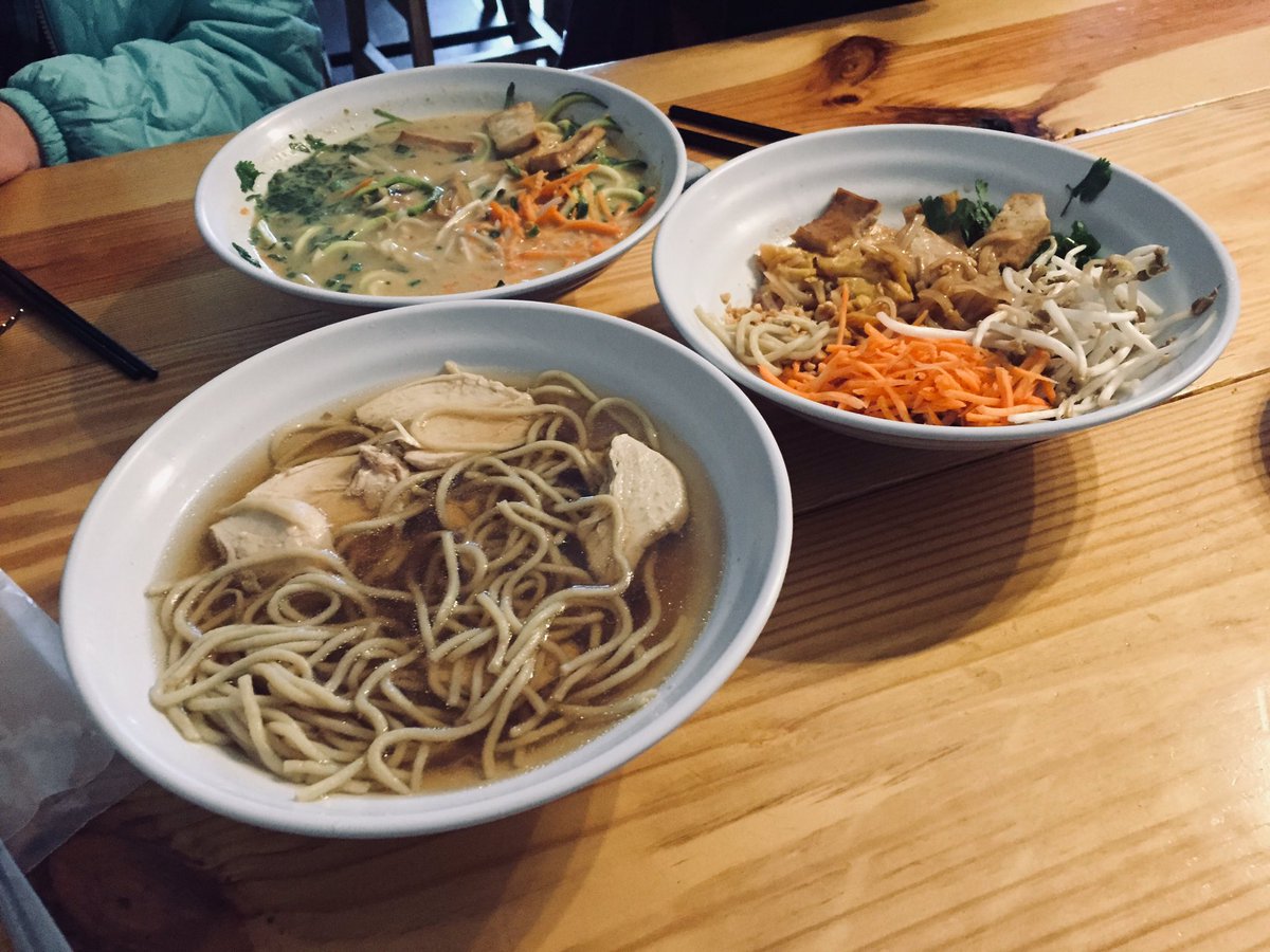 molly_spicer01's tweet photo. Best noodles ever! @noodlenirvanaky https://t.co/jYglwmS0sC