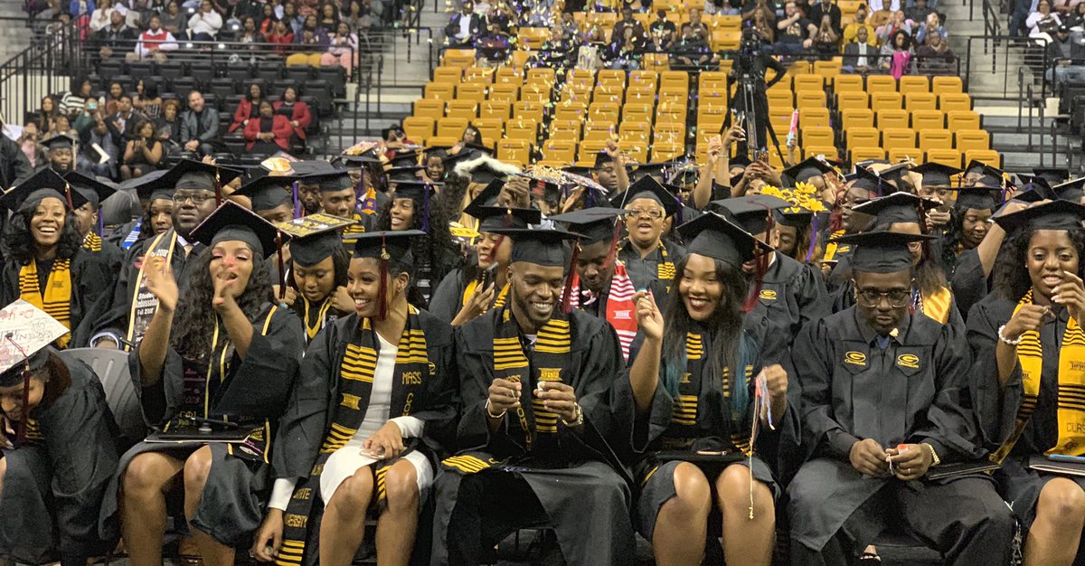 Grambling1901's tweet photo. Congratulations to all of our graduates and their families! #gramfam #commencementfall2018 https://t.co/HeEkkcJpaj