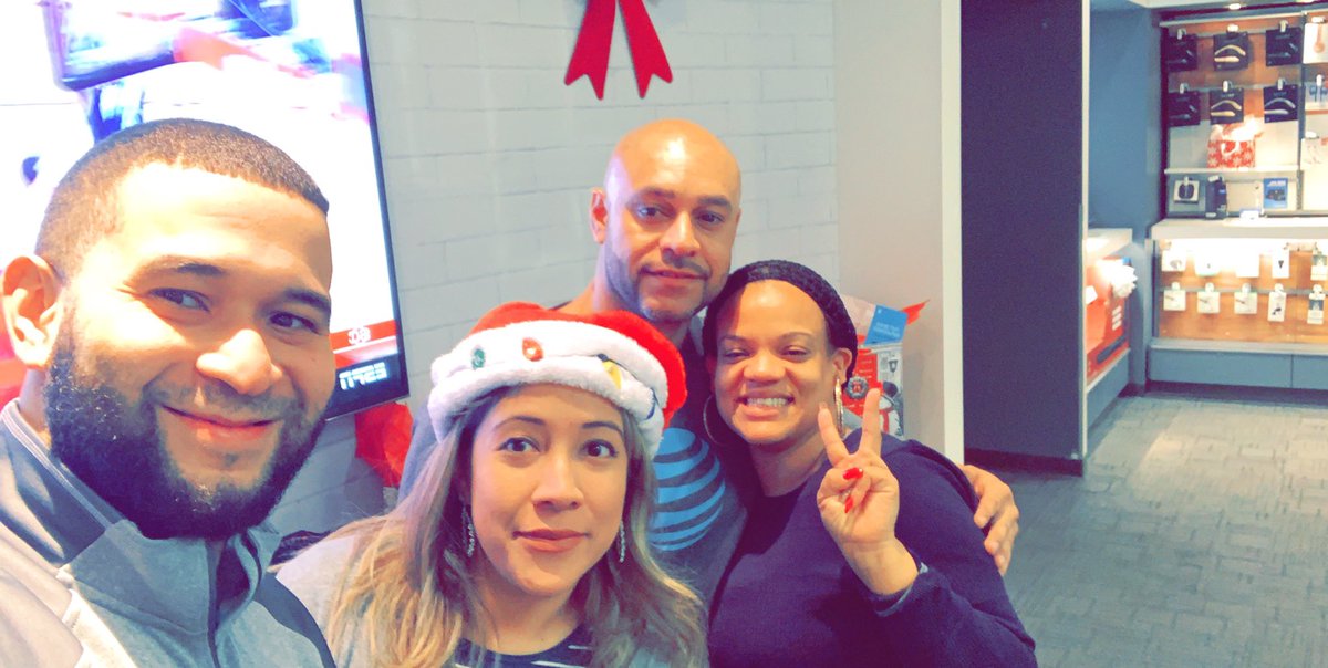 The Paterson store killing their close rates above 4% in a mall!!! It’s all about #growth 😆 @ShislerPaul @gonty_13 @_Shelley_G #unleashtheEAST #OneNYNJ #bazillionaires •••thank you @judy_cavalieri for the hat 🎄 🤗