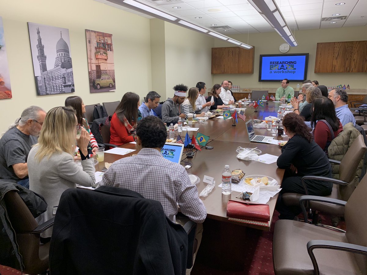 Very excited about this room full of <a href="/UofOklahoma/">University of Oklahoma</a> faculty engaged in research in Brazil and teaching at <a href="/ouinrio/">OU in Rio</a>!! 🇧🇷