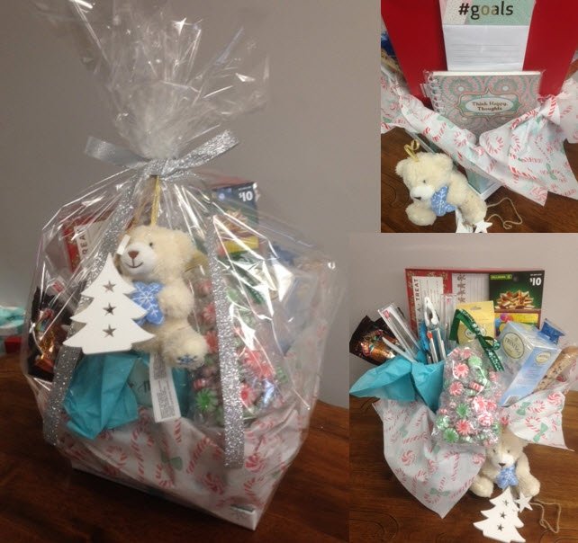 Happy At Home's Last Basket Christmas Giveaway is here and great for anyone! Winner will be randomly drawn December 19th and notified on the FB post.This basket includes: Share a Treat Boxes &amp; recipe cards, Baking... (more:shoplocal.ly/45bJk)