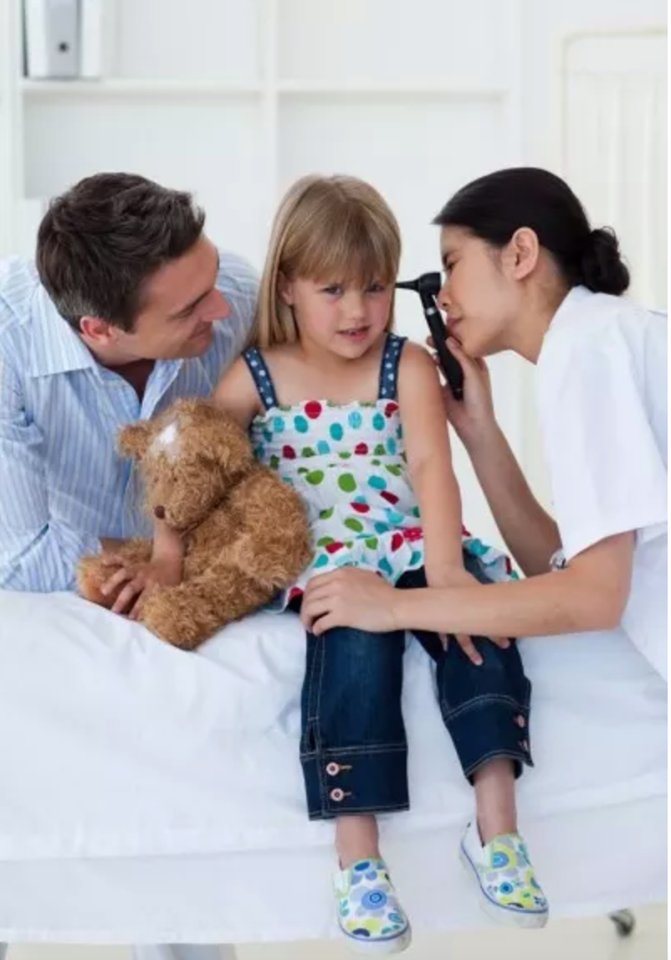 FetchMD's tweet image. Ear infections are no fun &amp;amp; are very common in children. Signs of a possible ear infection include tugging at the ears, fever, lack of appetite, &amp;amp; difficulty sleeping to name a few. If you suspect your child might have an ear infection, we’re here to help! fetchmd.com