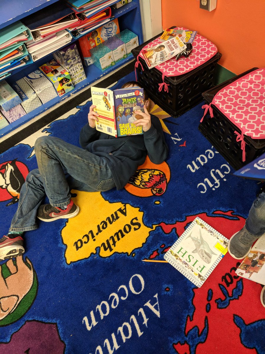 T'was the day before Christmas break and all through the school...the kids were all reading and the teachers were cool! #isleRead <a href="/sowdenkelly1/">Kelly Sowden</a> <a href="/hesmustangs/">Hardy Elementary Sch</a> <a href="/ShanteDenson/">Shante Denson</a> @hardymustangap <a href="/IWCSchools/">Isle of Wight County Schools</a>