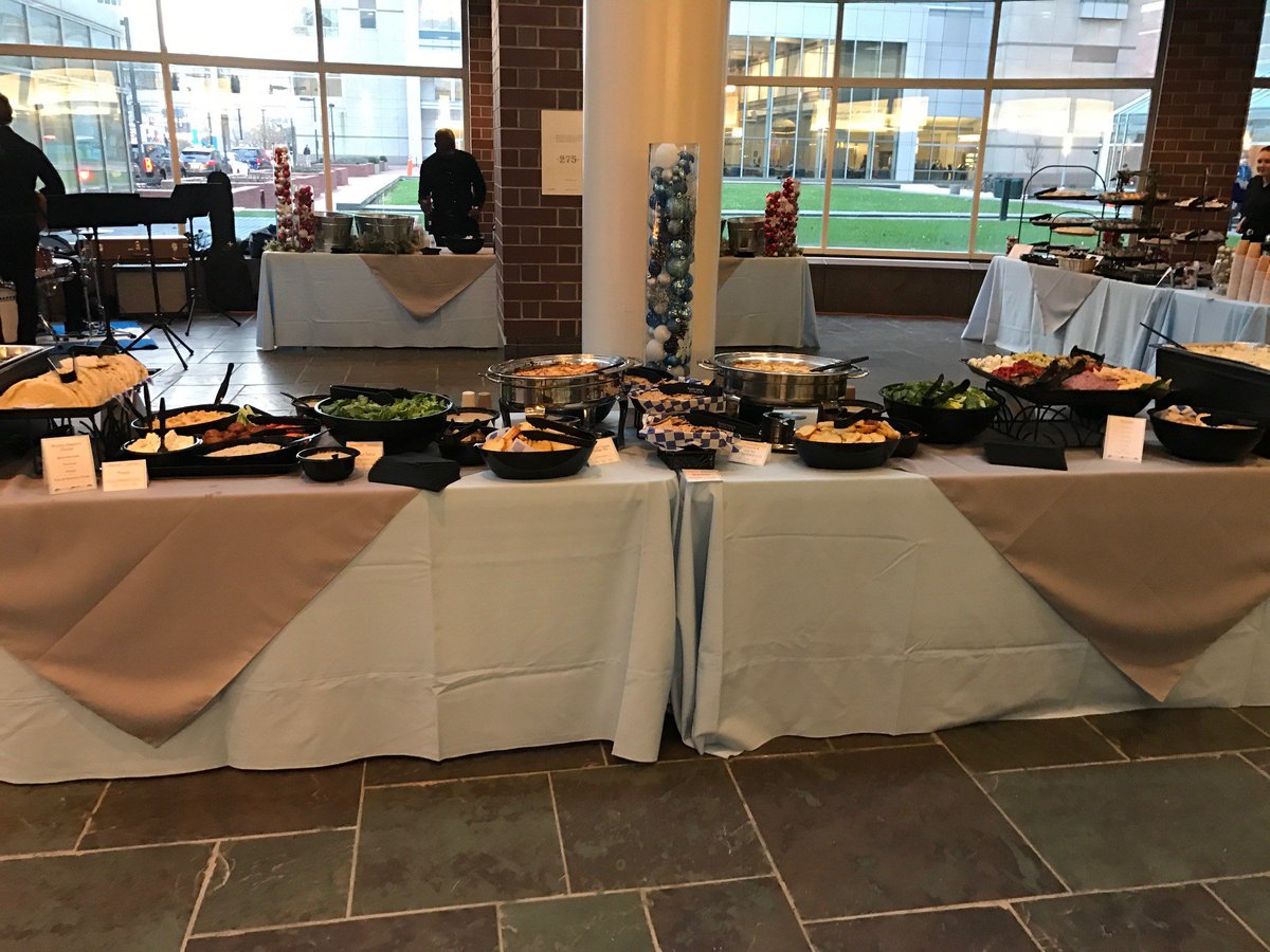 PhilaCateringCo's tweet photo. Calling all stations for the @UPennDBEI (CCEB) Holiday get together!!

#HolidayEvents #FoodStations #PhilaCateringCo #FridayThoughts https://t.co/aWkiKoBkUC